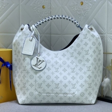 Louis Vuitton Hobo Bags